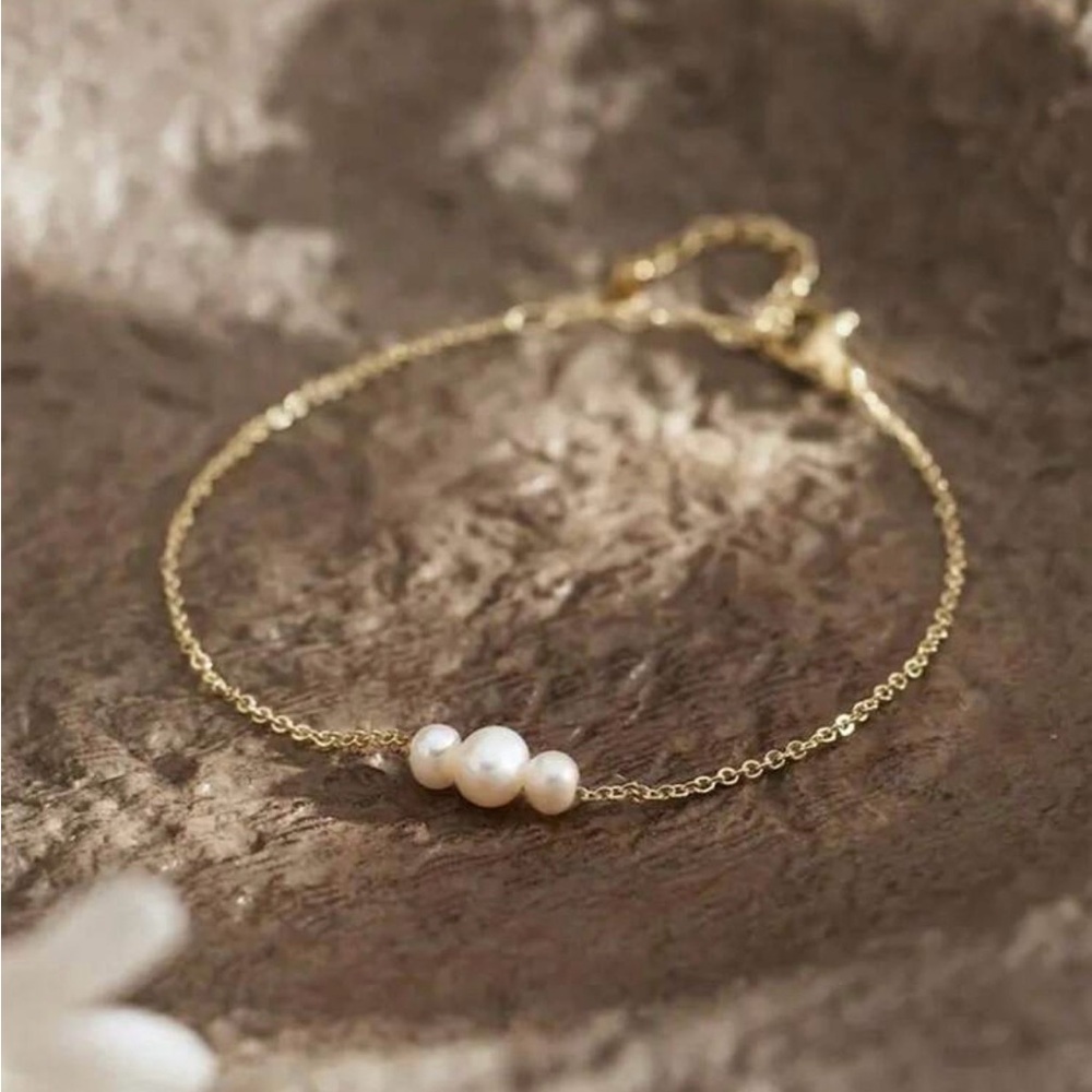 Delicate Gold Tone and Faux Pearl Trio Bracelet - Picture 4 of 4